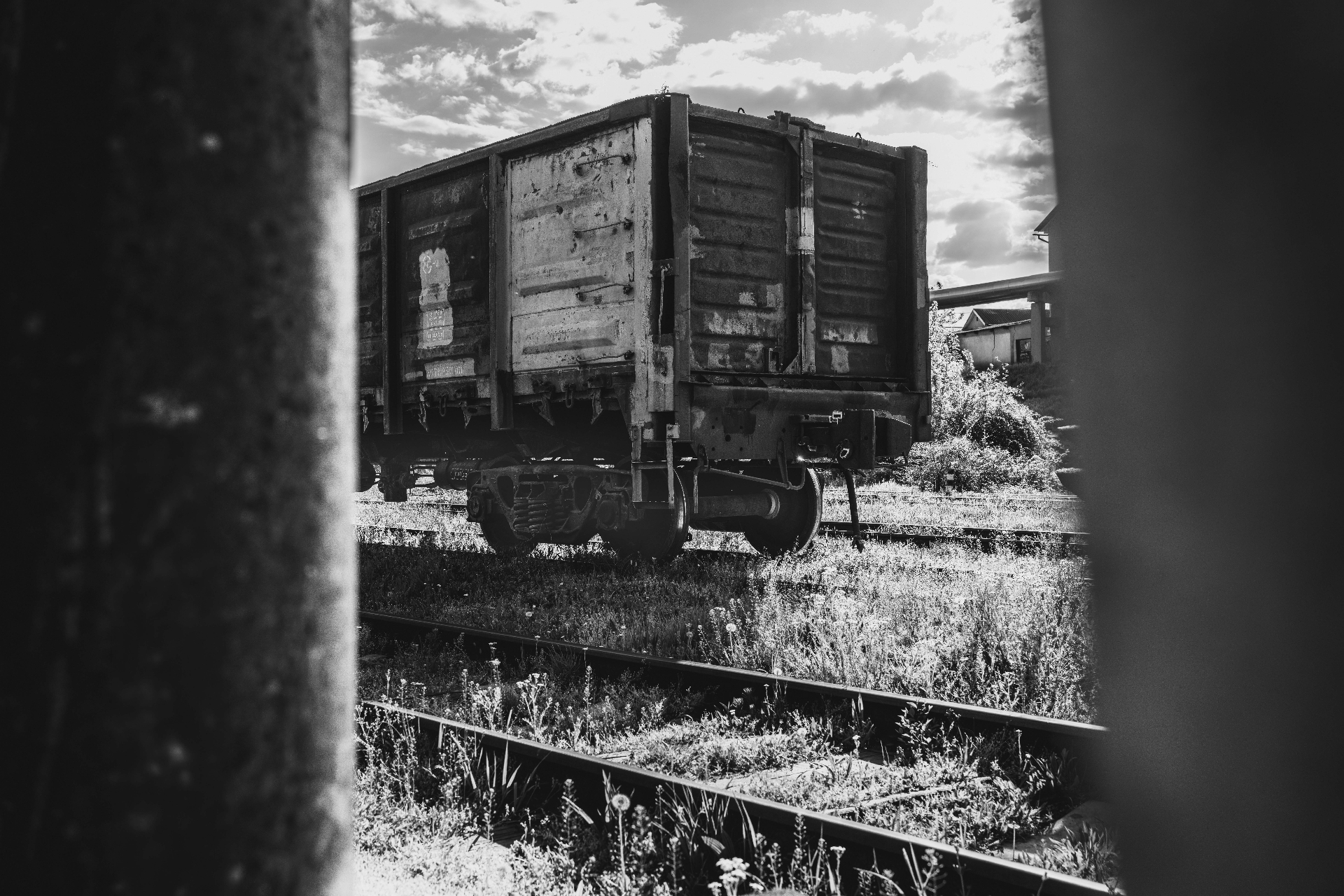 Through the Gap, a Witness