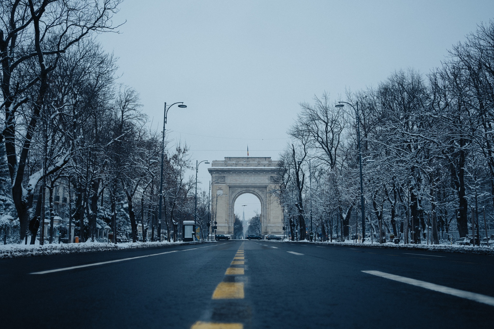 Kiseleff, Empty Lanes